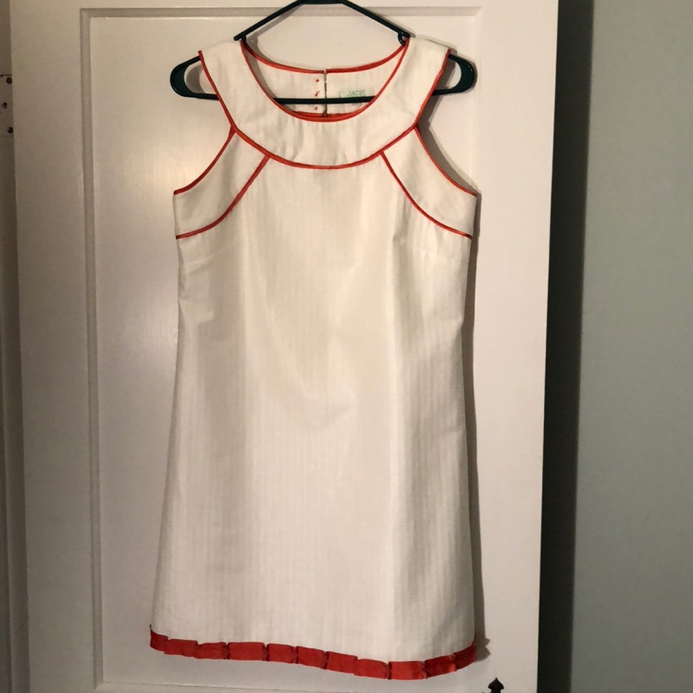 SUPER CUTE white w/ orange trim summer dress